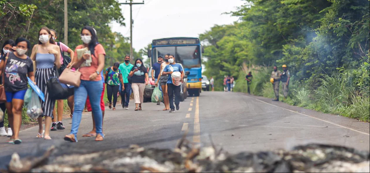 Os manifestantes estão há 5 dias sem energia