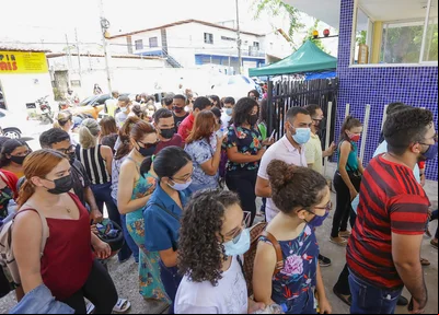 Estudantes no primeiro dia do ENEM 2021