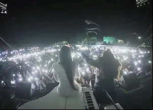 Maiara e Maraisa se emocionam em 1º show após morte de Marília Mendonça