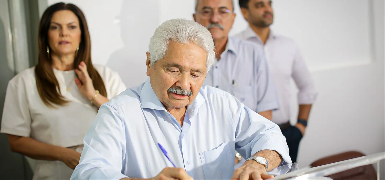 Elmano Férrer