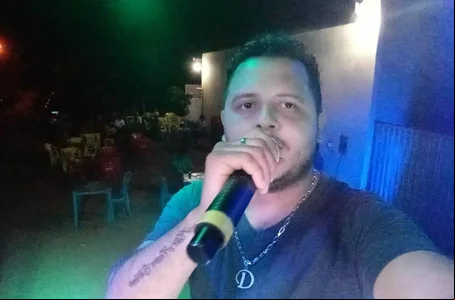 Cantor Daniel Santana