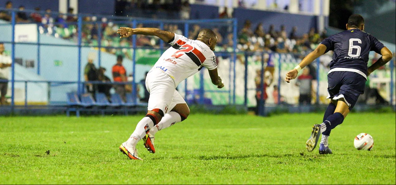 Altos e Botafogo se enfrentaram no Lindolfo Monteiro pela primeira rodada da Série C do Brasileirão