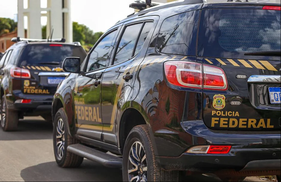 Viaturas da Polícia Federal