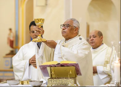 Arcebispo Dom Juarez Sousa durante missa