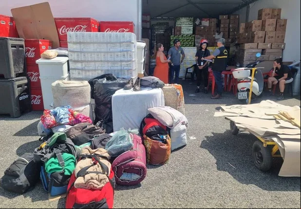 As vítimas dormiam sobre o chão e pallets dentro do Lollapalooza