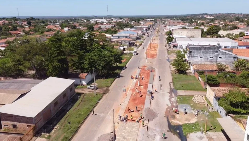 Imagens áereas da obra