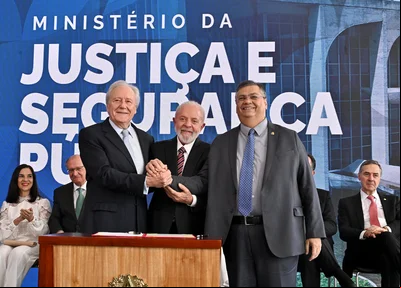 Ricardo Lewandowski, Lula e Flávio Dino