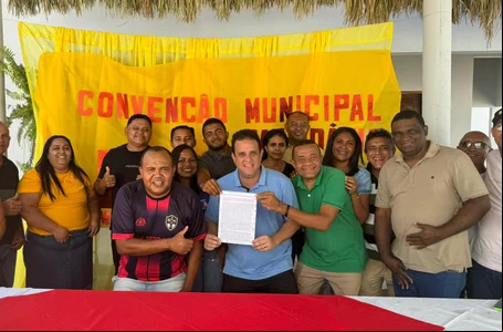 Convenção que foi firmado o apoio do PSB ao professor Adriano Silva