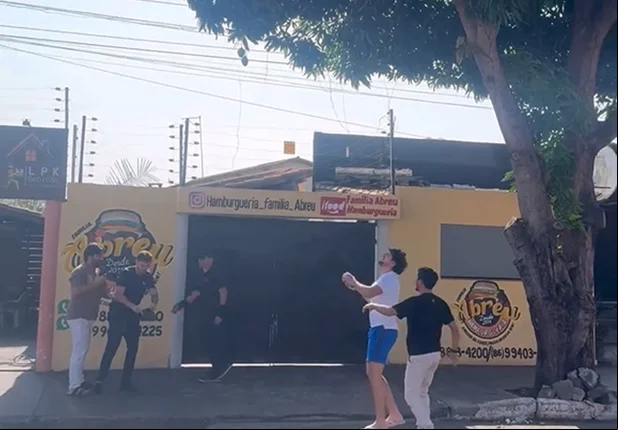 Nattanzinho derrubando mangas