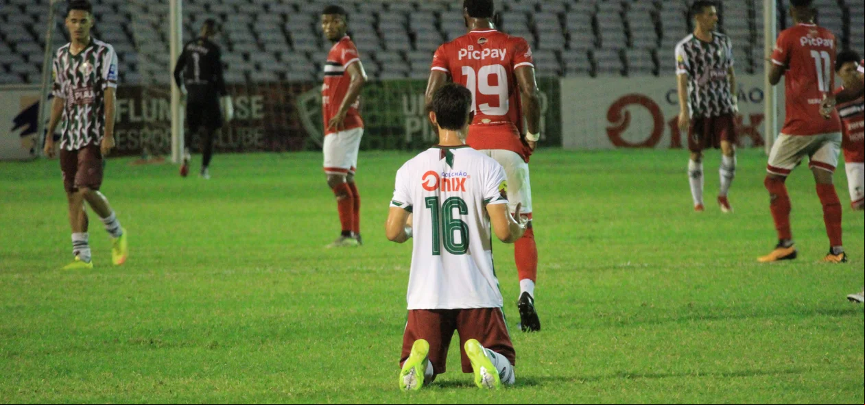 Jogador do Fluminense em campo