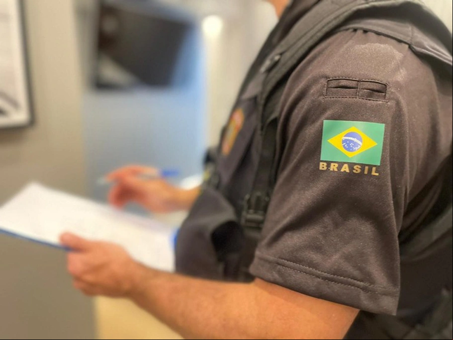 Equipe da Polícia Federal