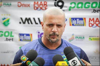 "Tínhamos tudo para ganhar", diz técnico do Altos