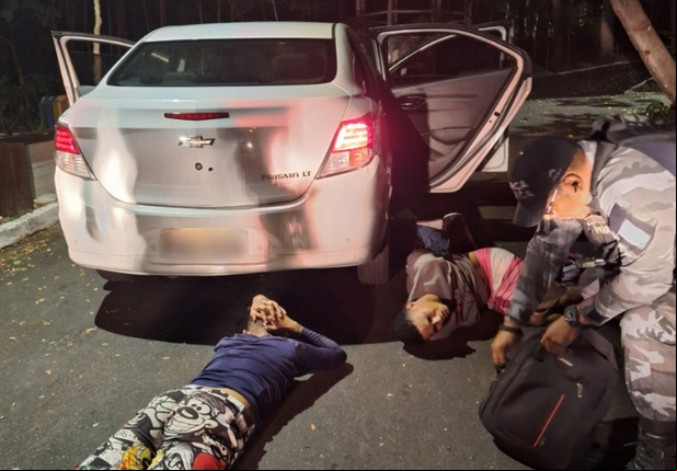 Acusados de assalto são presos
