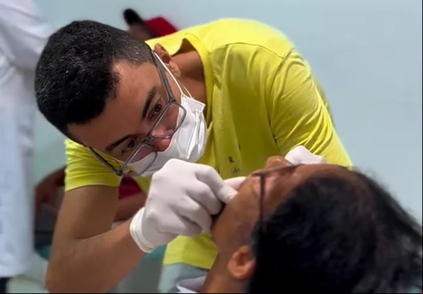 Entrega de próteses em Lagoa do Piauí