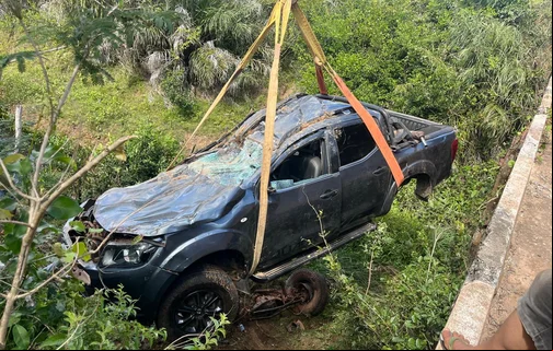 Frontier caiu da ponte na PI 111
