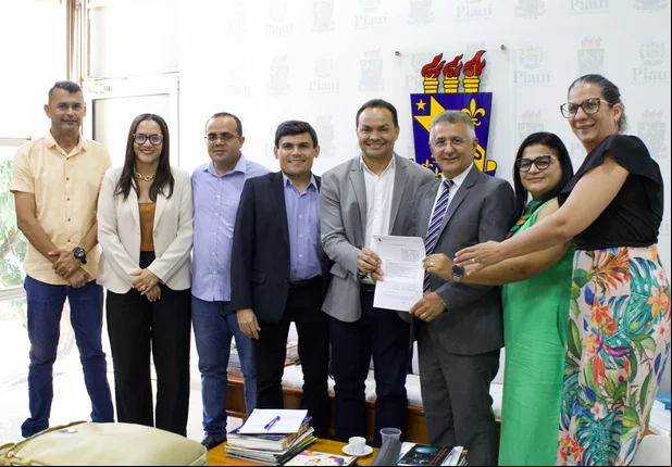 Prefeitura de José de Freitas firma termo de cooperação com a UESPI