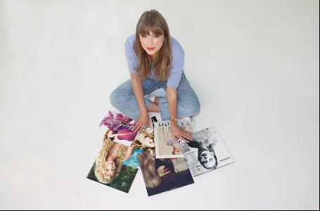 Taylor Swift recompra direitos de seus álbuns