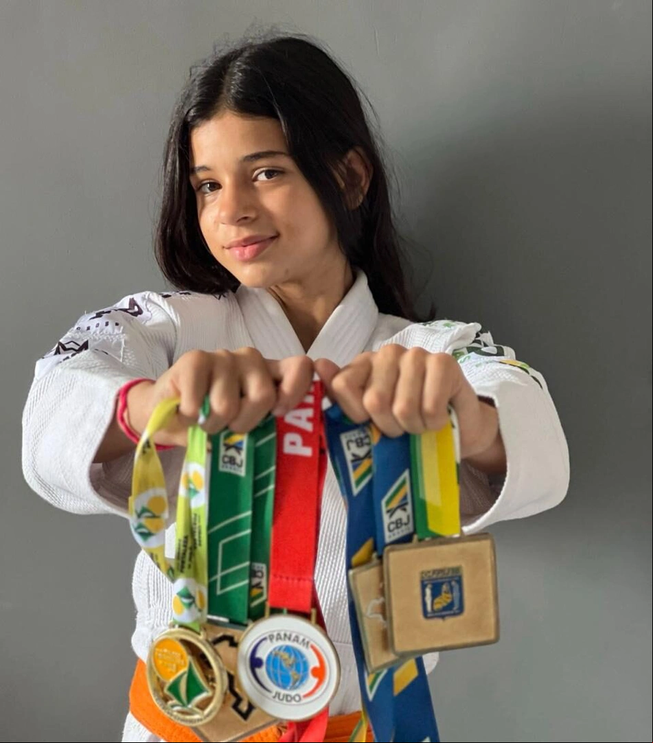 Yasmin Axiotes já carrega conquistas como Campeã Brasileira, Pan-Americana, Sul-Americana.