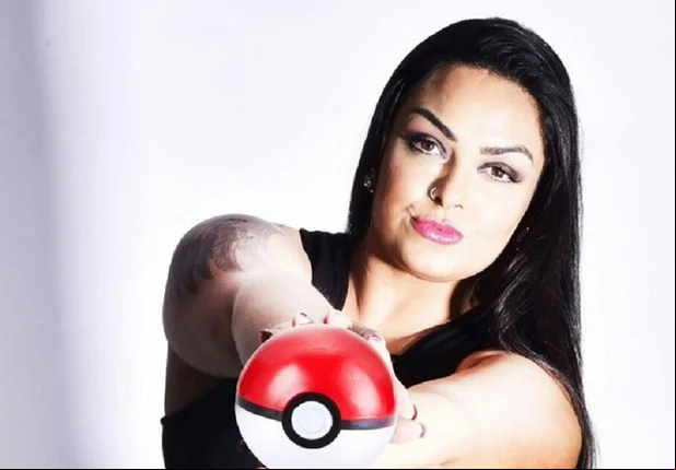 Mulher Melancia faz ensaio inspirado em Pokémon GO 