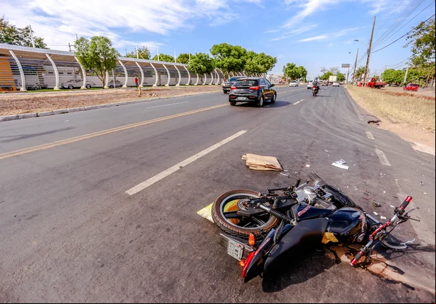 Sargento da PM sofre grave acidente na zona sudeste de Teresina