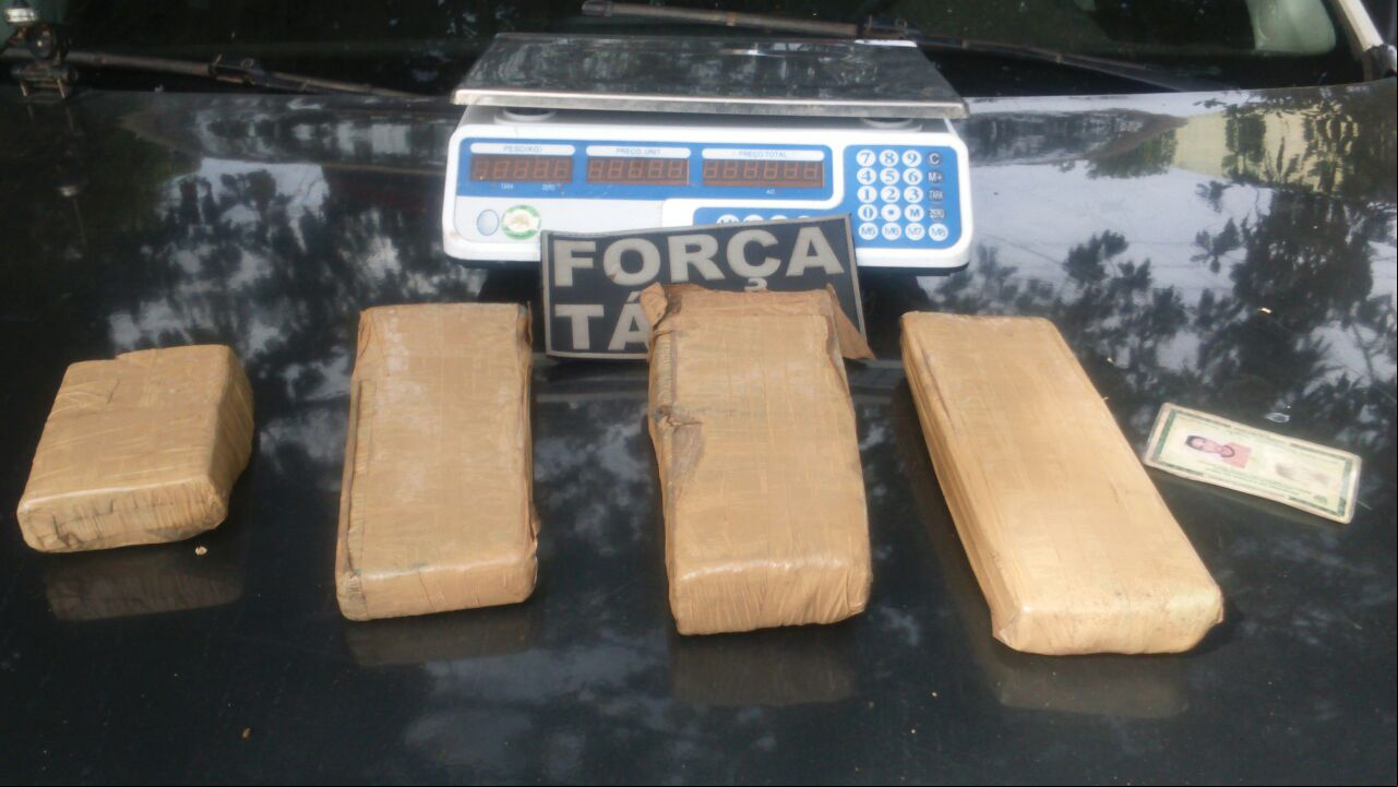 Material apreendido pela polícia