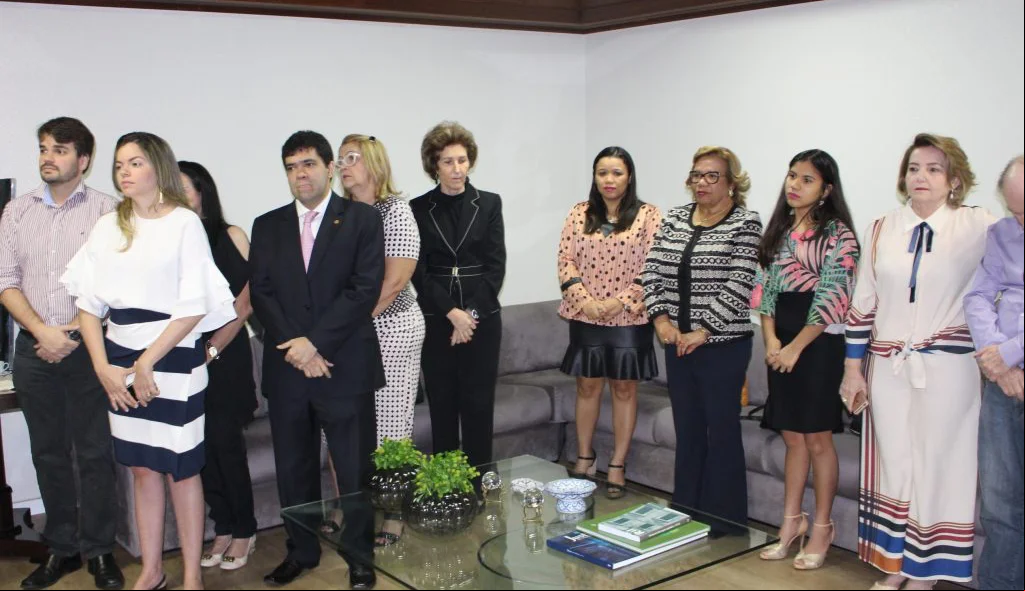Pessoas presentes na solenidade