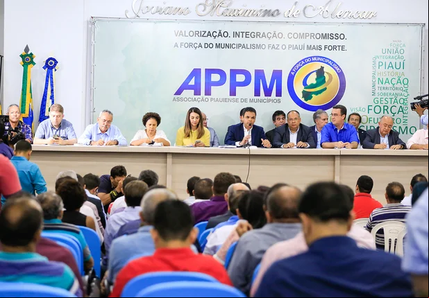 Encontro dos poderes para planejar ações estratégicas na APPM 