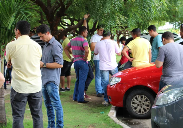 Motoristas do Uber realizam ato contra a PL 5587