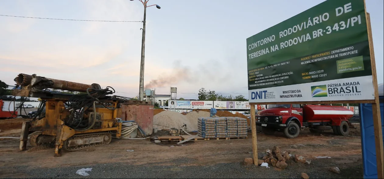 Obras executadas pelo DNIT