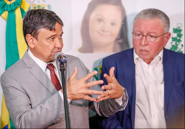 Governo assina termo para tarifa social de energia
