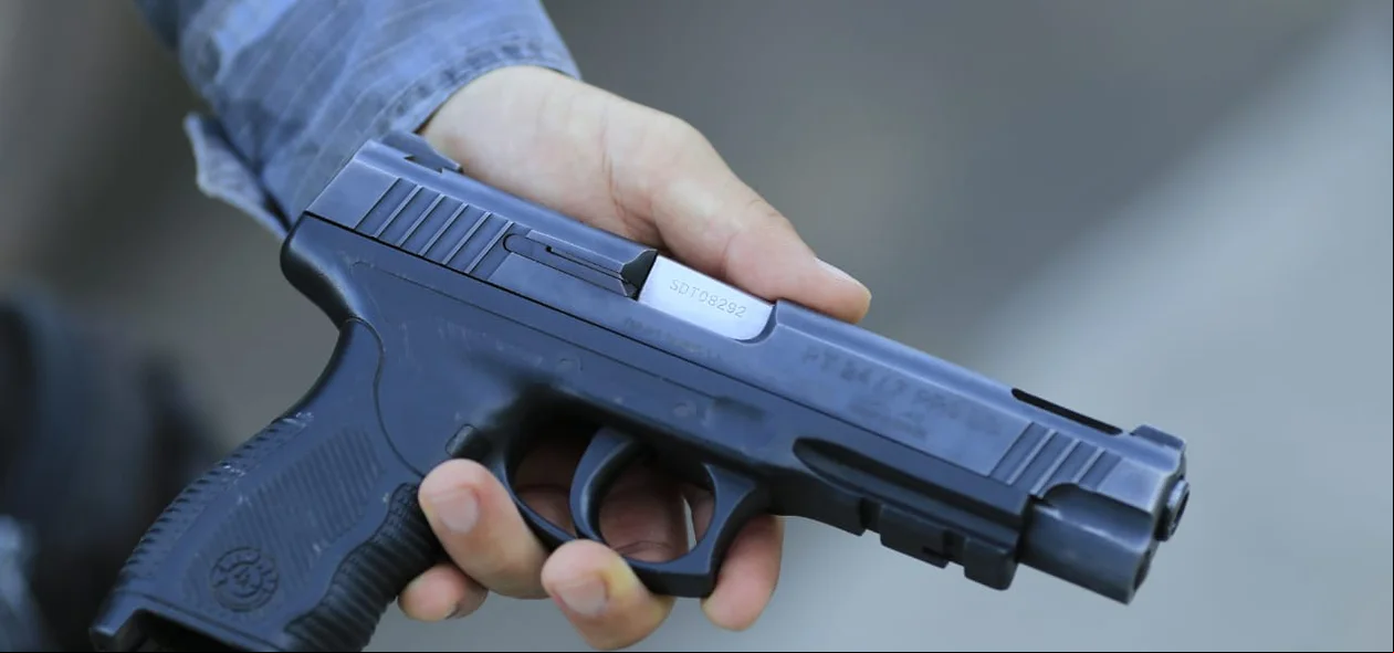 Pistola de uso policial