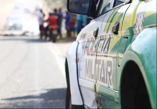 Polícia Militar tenta gerenciar crise na PI 112