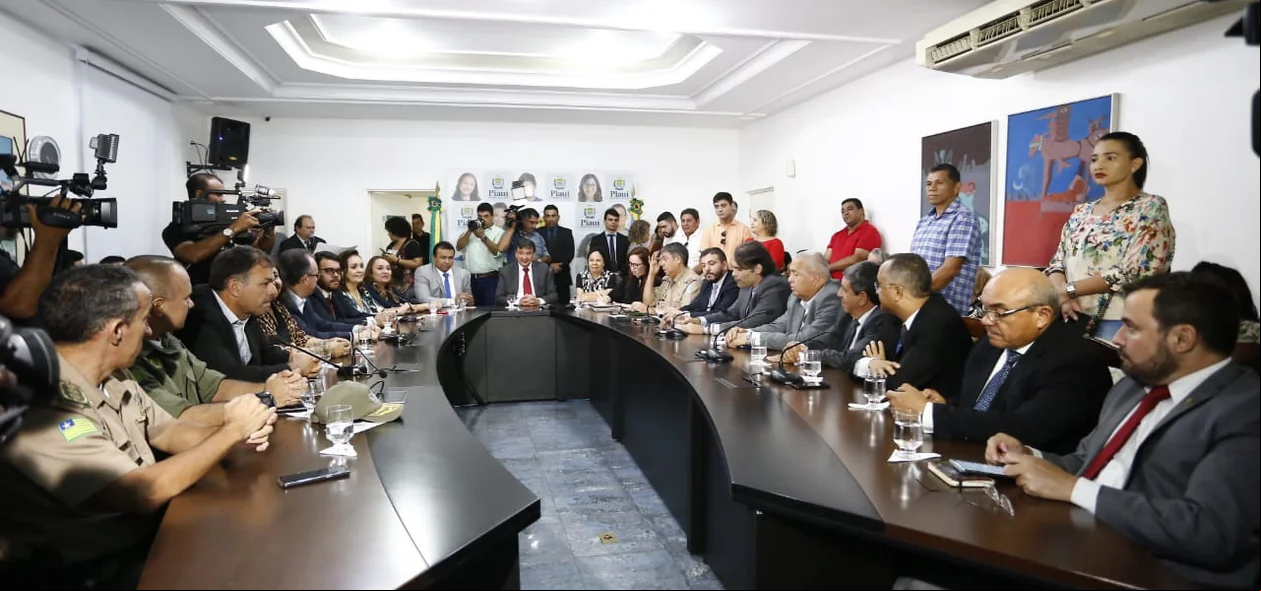 O evento aconteceu no Palácio de Karnak