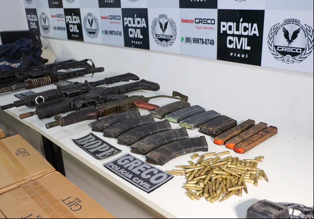 Material apreendido pela Polícia Civil em Monsenhor Gil e Valença