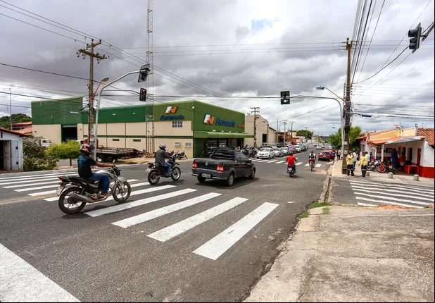 Novo semáforo a a funcionar na Avenida União