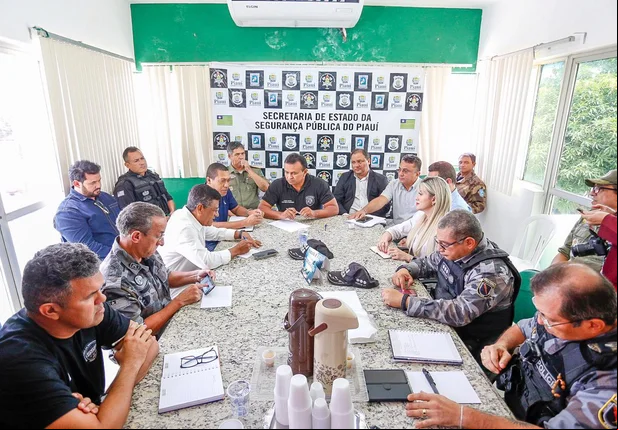 Reunião na secretaria de segurança em Teresina Piauí 