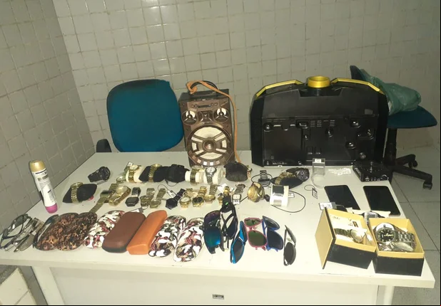 Material apreendido na residência do casal