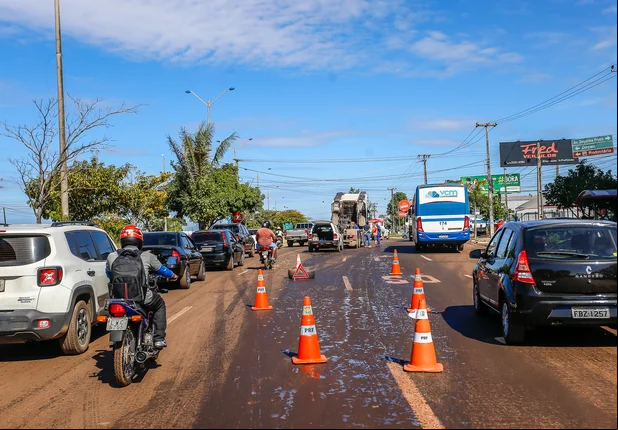 Vazamento de óleo causa transtornos na BR 343 em Teresina