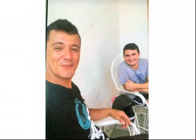Terceiro e o advogado Alexandre Magno à direita