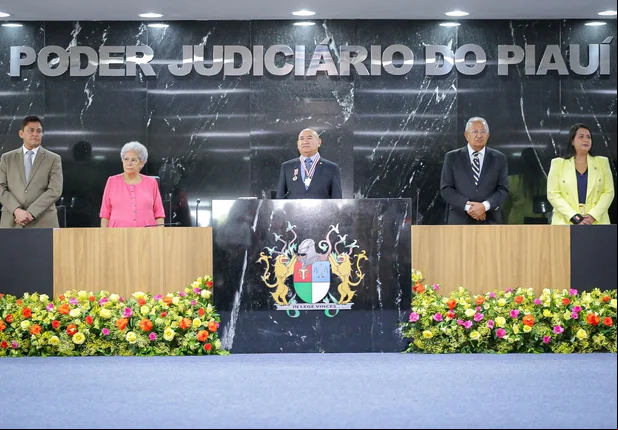 Tribunal de Justiça comemora 131 anos e homenageia 13 autoridades
