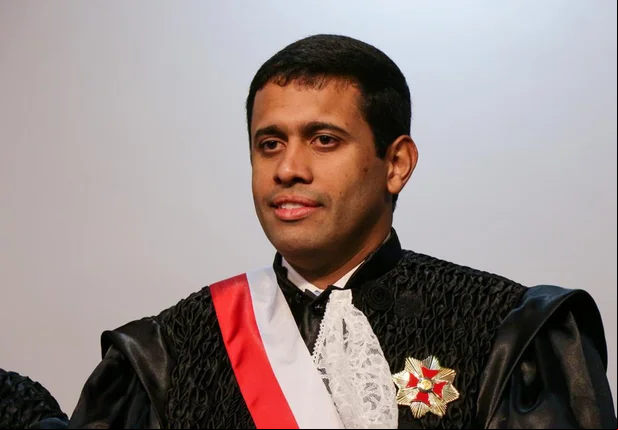 Téssio Torres é empossado desembargador do TRT-PI