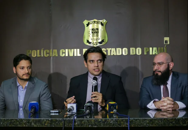 Polícia Civil realiza coletiva de imprensa na Delegacia Geral