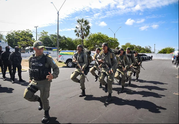 Formatura do II Curso de Operações e Sobrevivência em área de Litoral