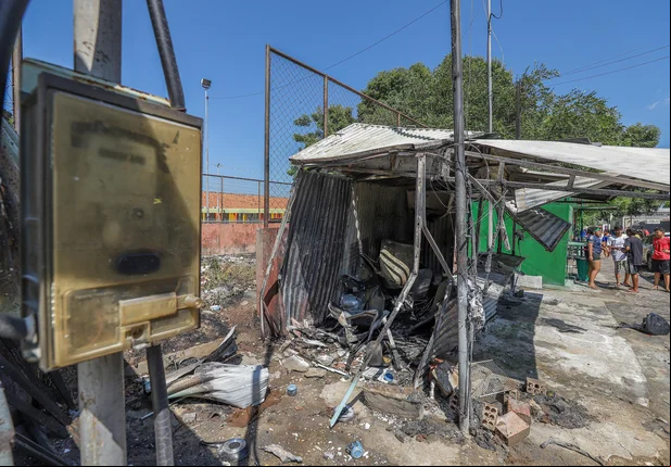 Vazamento de gás causa explosão em trailer e deixa um ferido no Dirceu