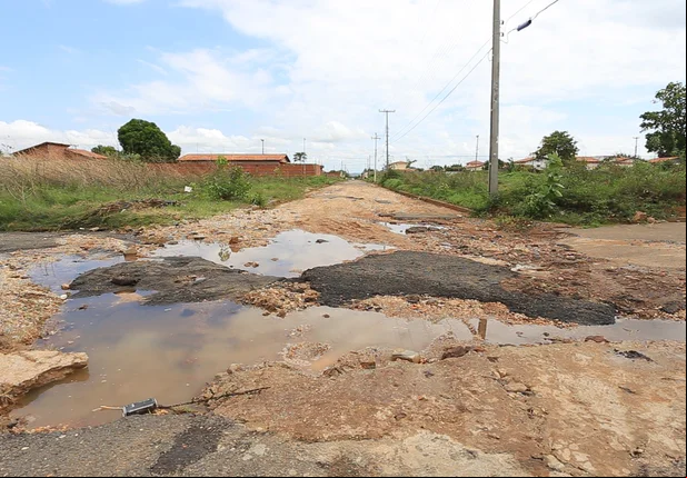 Moradores do Portal da Alegria acumulam prejuízos com chuvas