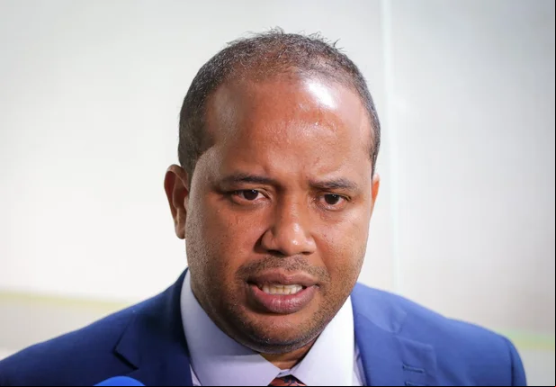 Enzo Samuel defende apuração rápida na I que investigará rombo